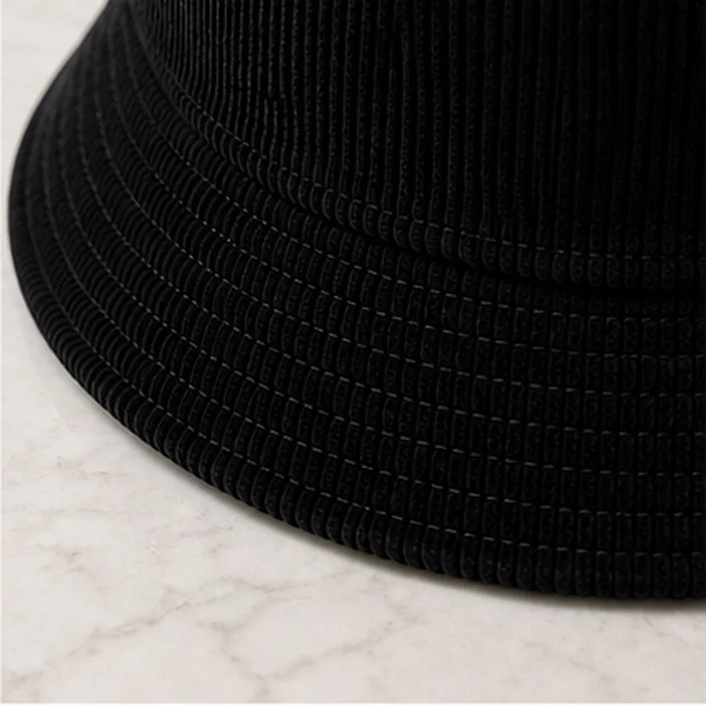 ALO Yoga Black Boutique Bucket Hat NWT